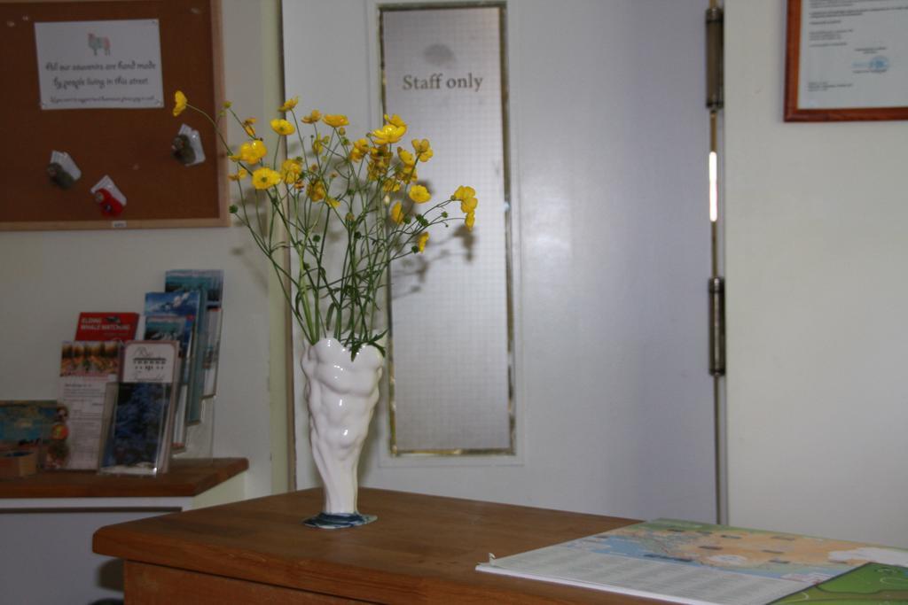 Frumskogar Guesthouse & Apartments クヴェラゲルジ エクステリア 写真