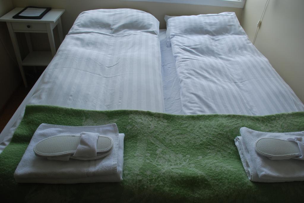Frumskogar Guesthouse & Apartments クヴェラゲルジ 部屋 写真